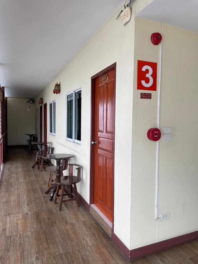 Pudsadee Hotel Чиангмай Екстериор снимка